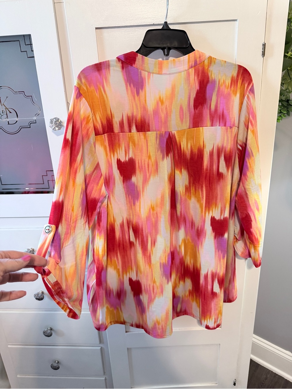 Dear Scarlett Split-Neck Tie-Dye Tunic in Pink, Orange, Yellow - Picture 6 of 8